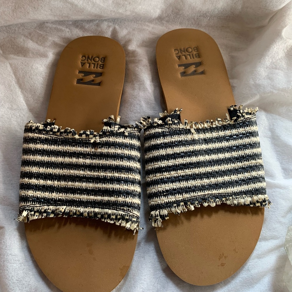 Black White Fringed Slide Sandals Shoes Womens Size 8 Billabong
